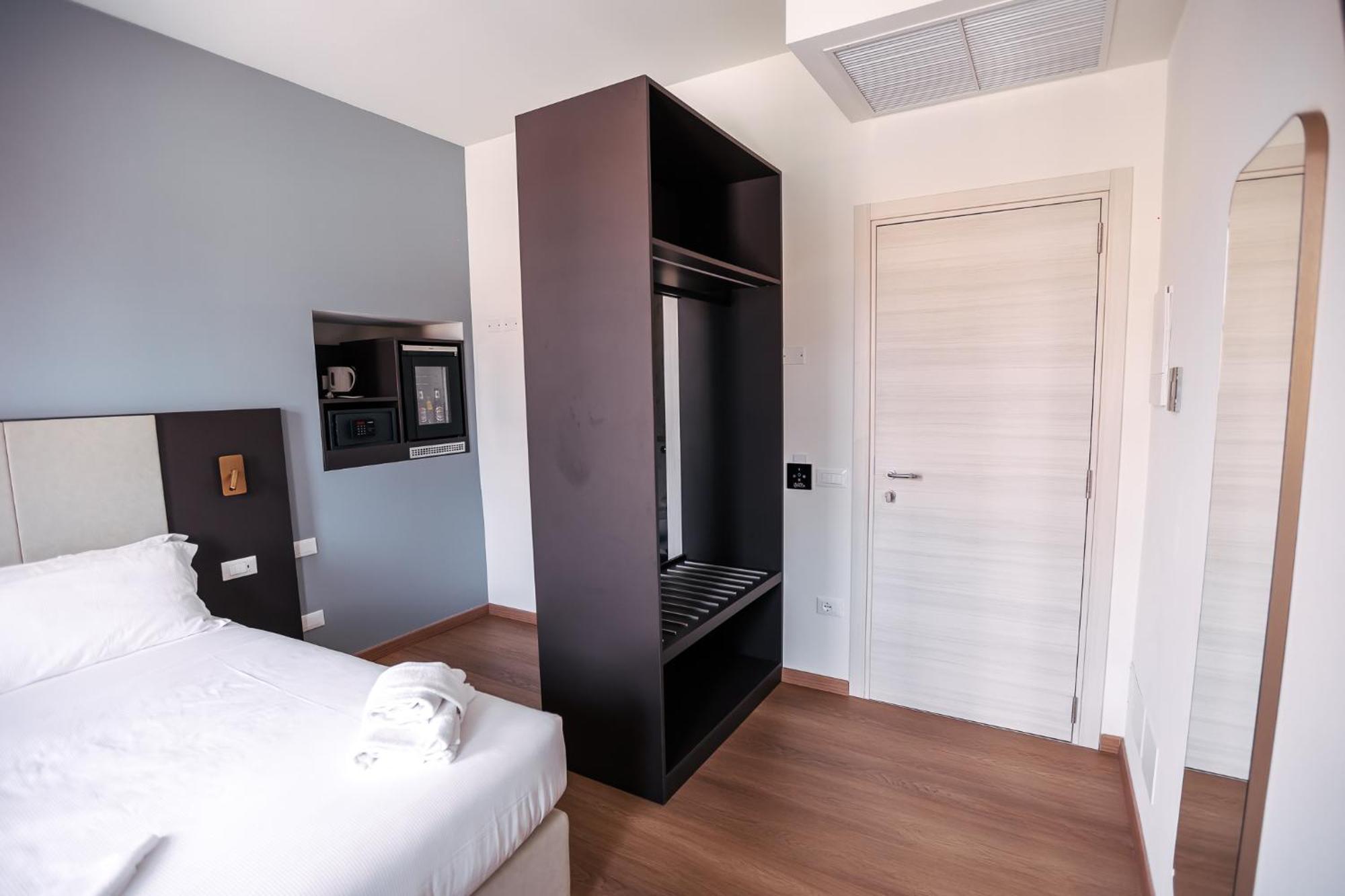 Hotel Arilica Peschiera del Garda Rom bilde